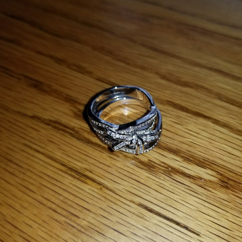 Sterling silver stackable bowknot ring - Picture 2 of 5